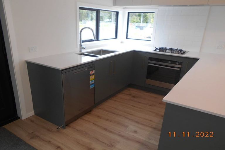 Photo of property in 26 Dahl Drive, Wallaceville, Upper Hutt, 5018