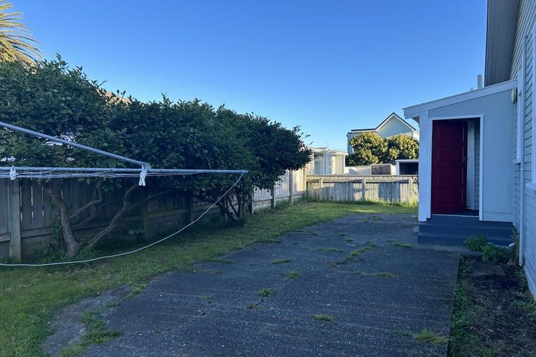 Photo of property in 64 Park Road, Miramar, Wellington, 6022