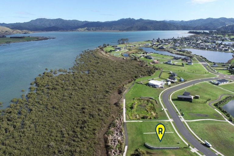 Photo of property in 221 Hamiora Street, Matarangi, 3592