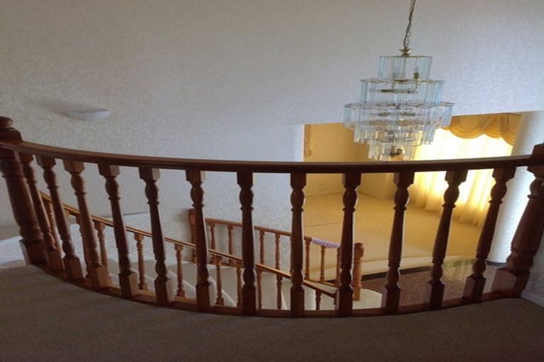 Photo of property in 35 Jane Eyre Drive, Somerville, Auckland, 2014