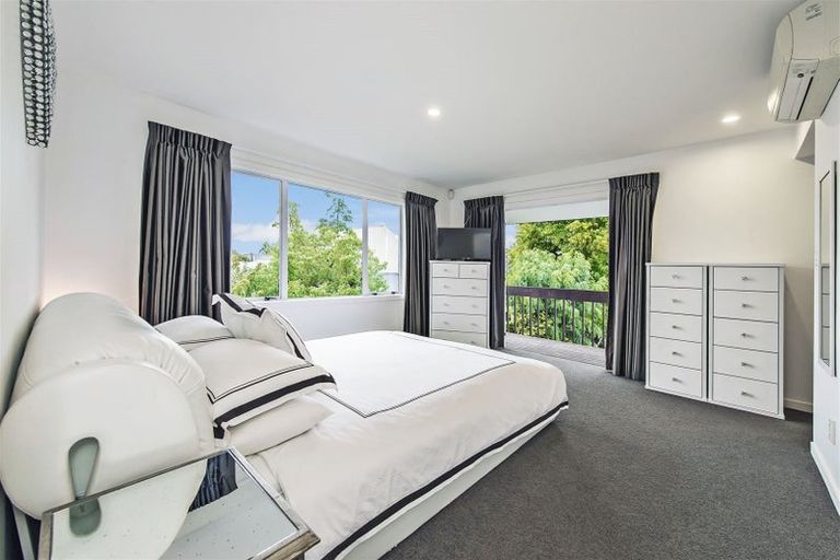 Photo of property in 36 Jacksons Road, Lyttelton, 8082