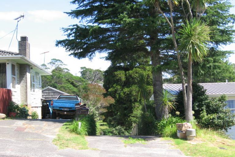 Photo of property in 1/73 Stott Avenue, Birkdale, Auckland, 0626