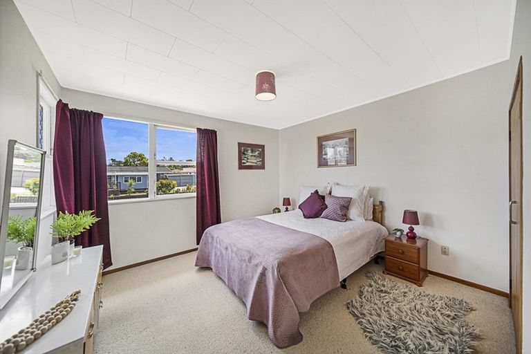 Photo of property in 14 Robert Allan Way, Pakuranga Heights, Auckland, 2010