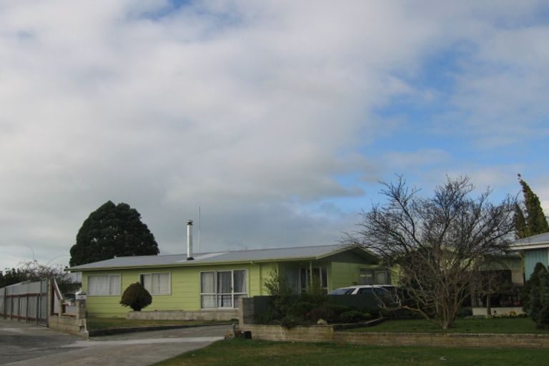 Photo of property in 13 Tait Drive, Greenmeadows, Napier, 4112