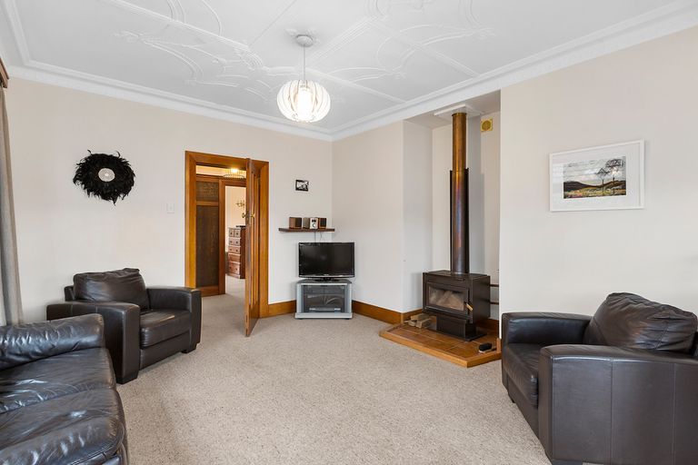 Photo of property in 29 Grandview Crescent, Opoho, Dunedin, 9010