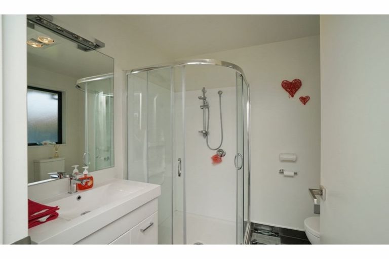 Photo of property in 21 Esk Place, Aranui, Christchurch, 8061