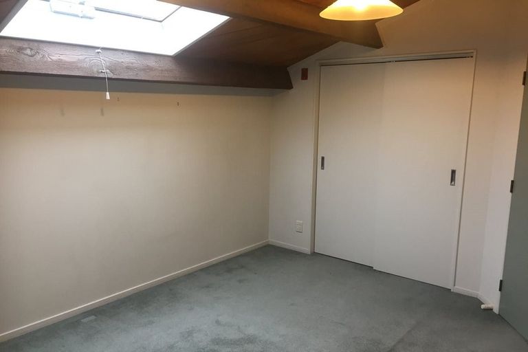 Photo of property in Metro Apartments, 16/220 Thorndon Quay, Pipitea, Wellington, 6011