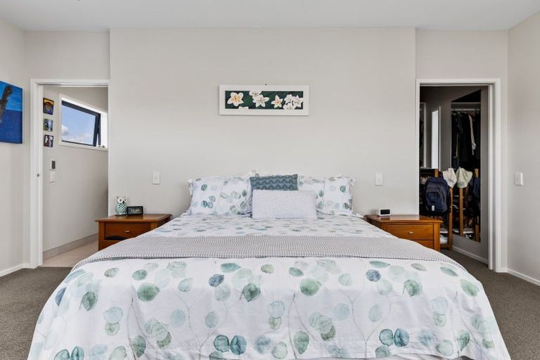 Photo of property in 14 Pukenamu Road, Rainbow Point, Taupo, 3330