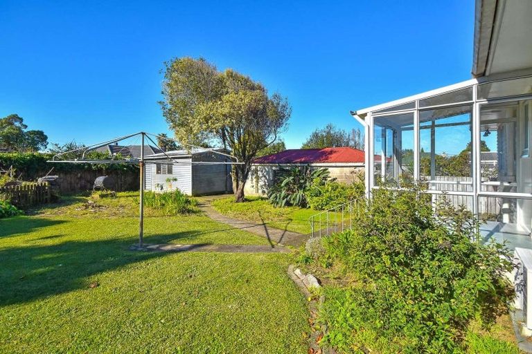 Photo of property in 5 Browning Street, Manurewa East, Auckland, 2102