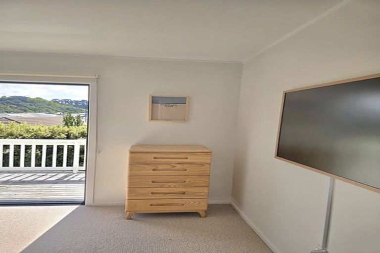 Photo of property in 18 Kahurangi Place, Snells Beach, 0920