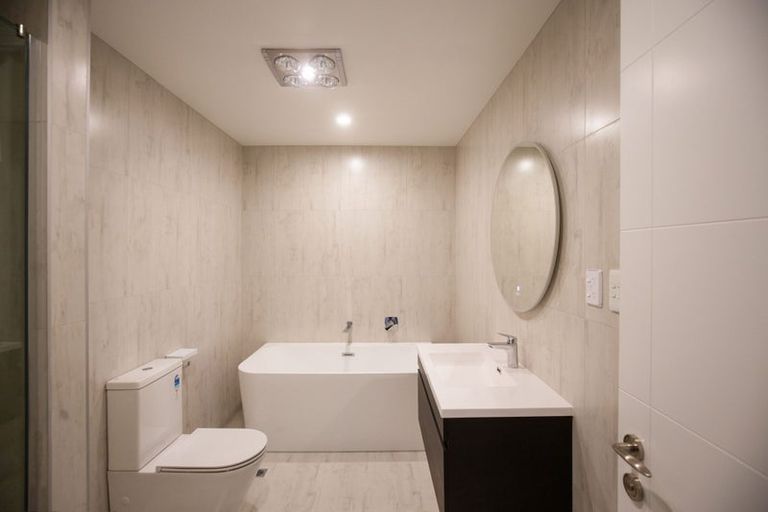 Photo of property in 122 Vintry Drive, Kumeu, 0810