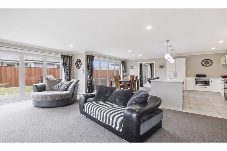 Photo of property in 60 Cassino Street, Rangiora, 7400