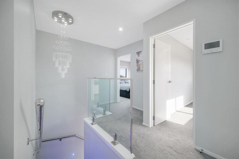 Photo of property in 20 Survila Street, Takanini, 2110