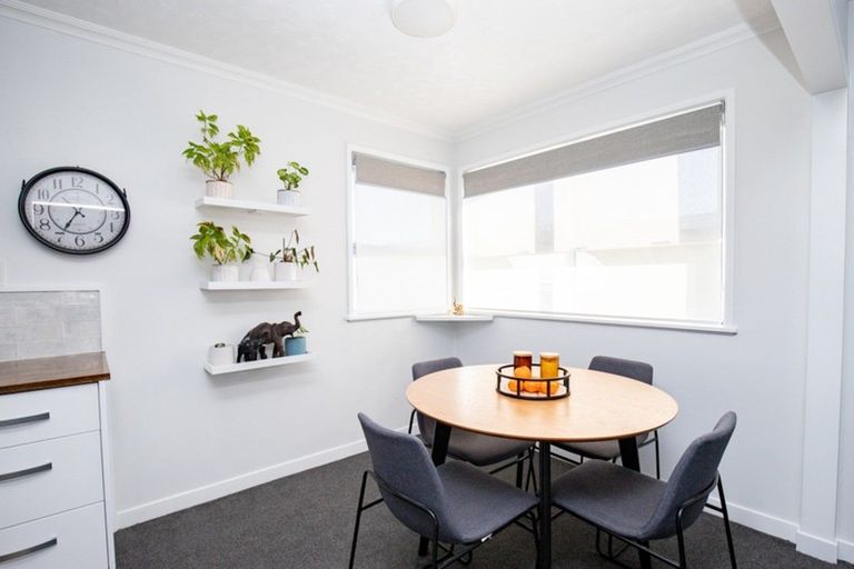 Photo of property in 71 Pipiroa Road, Ngatea, 3503