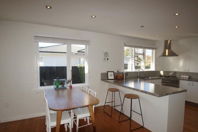 Photo of property in 9 Verran Place, Fendalton, Christchurch, 8052