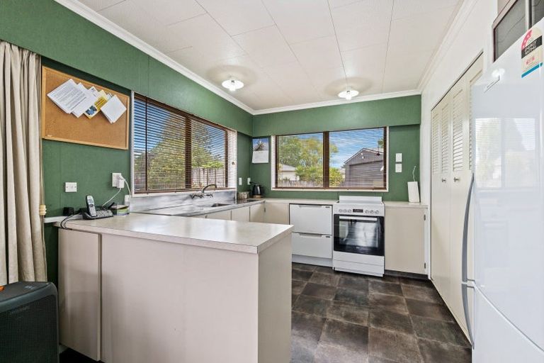 Photo of property in 8 Riverside Drive, Kaponga, Hawera, 4679