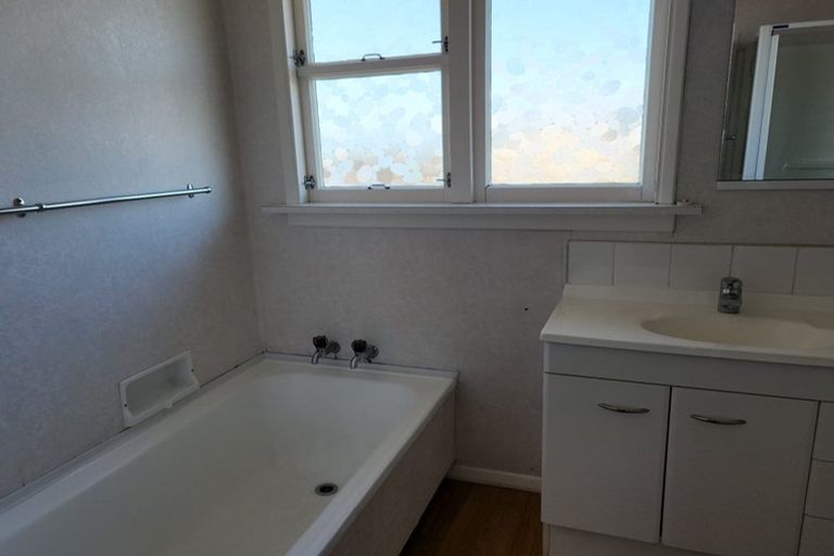 Photo of property in 20 Ryrie Street, Balclutha, 9230