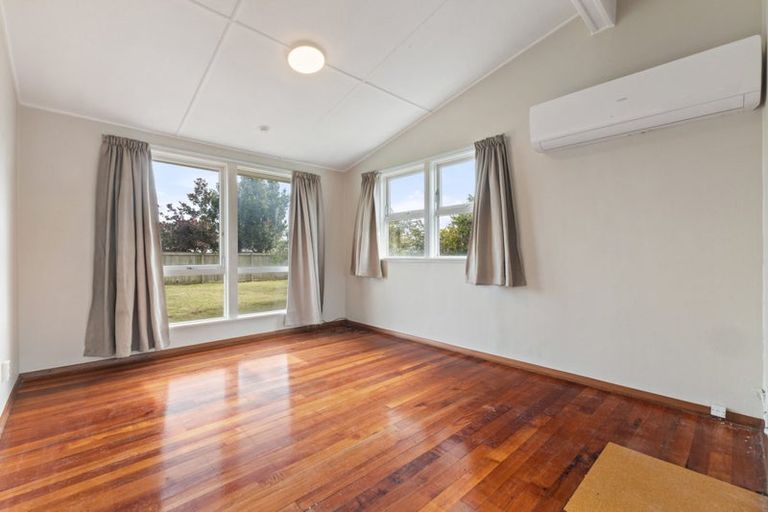 Photo of property in 7 Betty Place, Aranui, Christchurch, 8061
