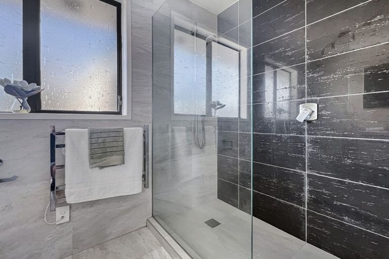 Photo of property in 6 Mataura Place, Clover Park, Auckland, 2019