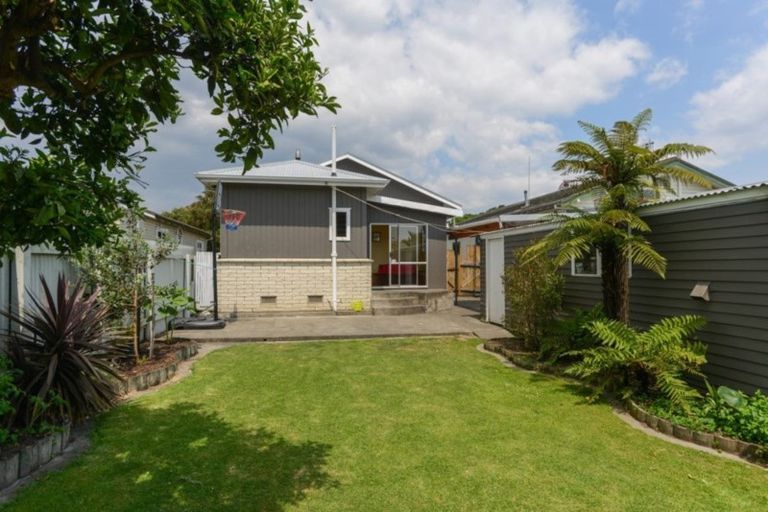 Photo of property in 243 Georges Drive, Napier South, Napier, 4110