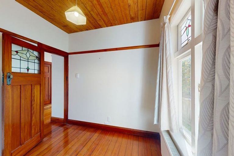 Photo of property in 375 Karori Road, Karori, Wellington, 6012