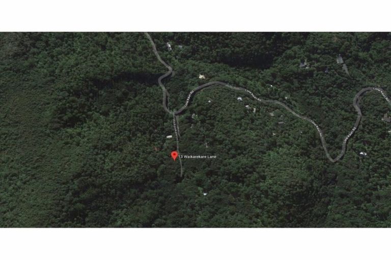 Photo of property in 13 Waikarekare Lane, Karekare, Auckland, 0772