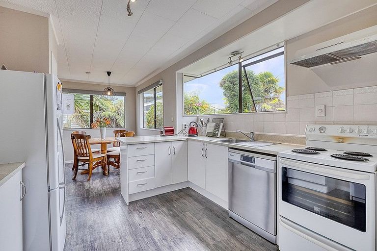 Photo of property in 42a Weld Street, Cambridge, 3434