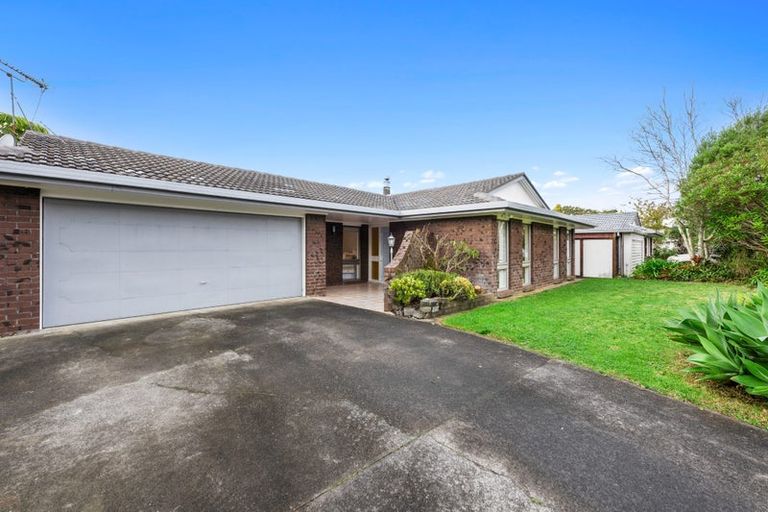 Photo of property in 8 Rapallo Place, Farm Cove, Auckland, 2012