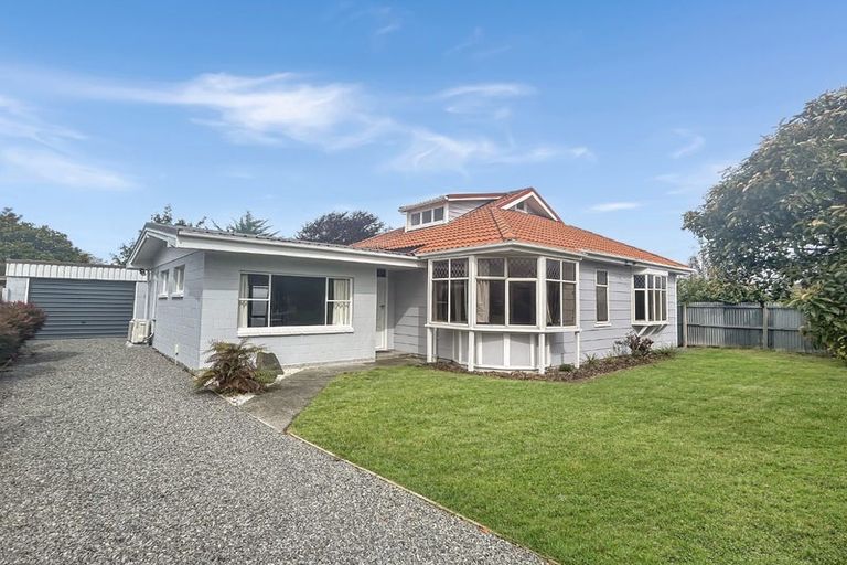 Photo of property in 19 Pratt Street, New Brighton, Christchurch, 8083