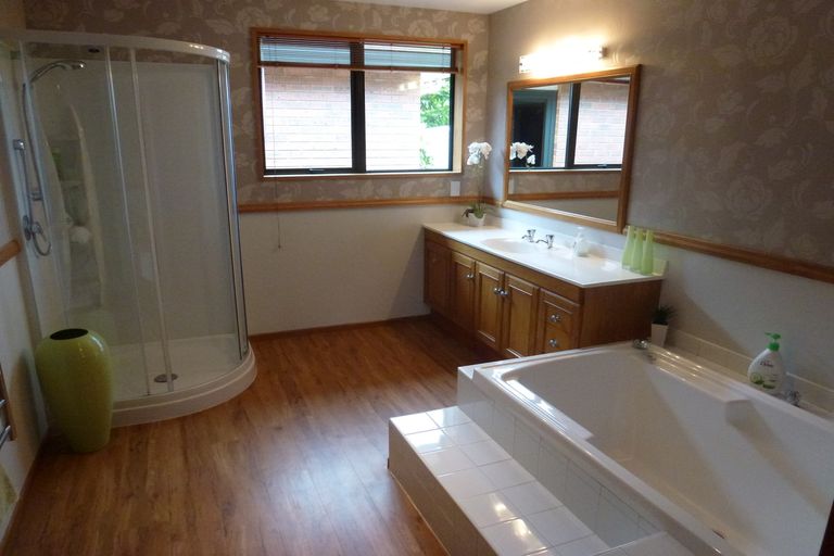 Photo of property in 133 Hazlett Street, Clyde, 9330