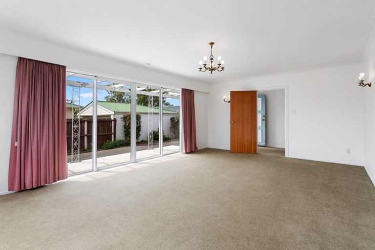 Photo of property in 3 Glenavon Place, Ilam, Christchurch, 8041