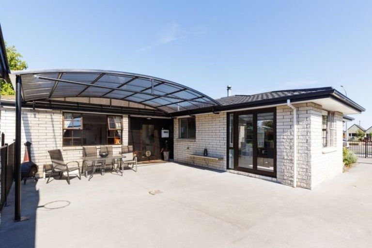 Photo of property in 108 Benmore Avenue, Cloverlea, Palmerston North, 4412