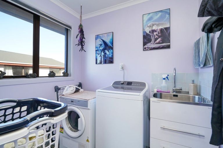 Photo of property in 11 Lothian Crescent, Strathern, Invercargill, 9812