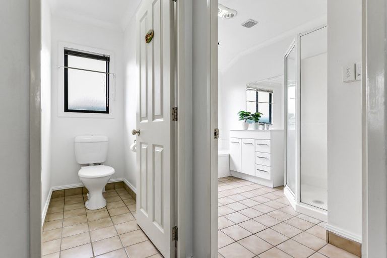 Photo of property in 14 Catalina Drive, Melville, Hamilton, 3206