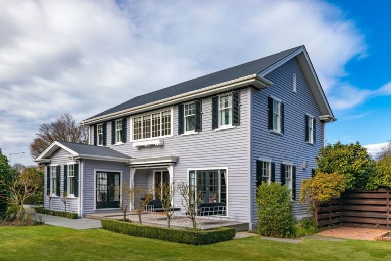 Photo of property in 1 Thornycroft Street, Fendalton, Christchurch, 8052