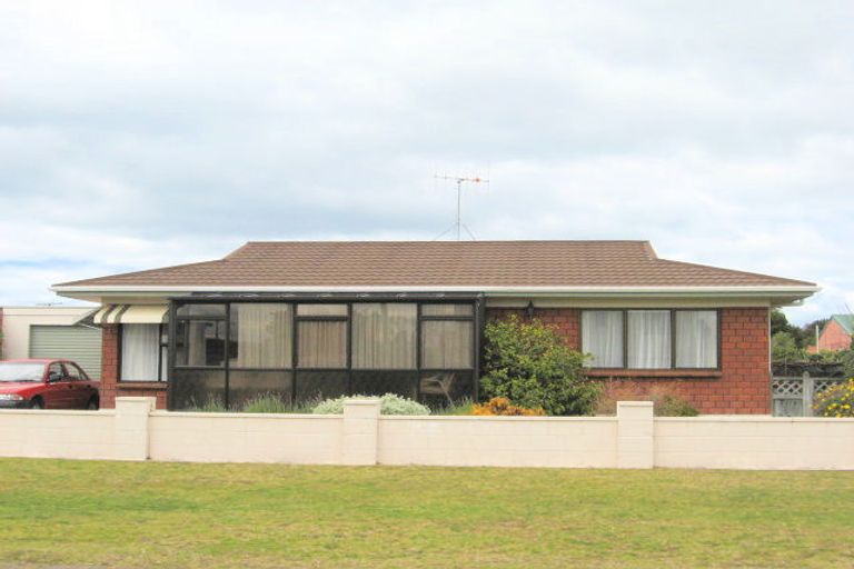 Photo of property in 204 Lowe Street, Whangamata, 3620