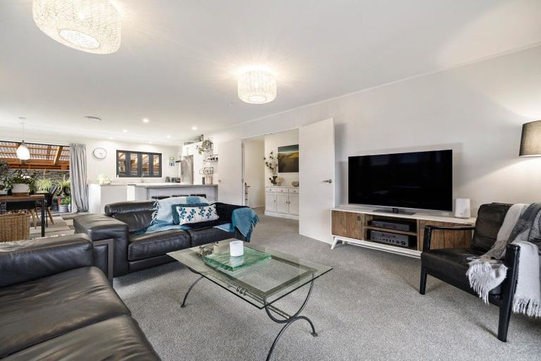 Photo of property in 41 Mcdonnell Road, Arrowtown, 9302