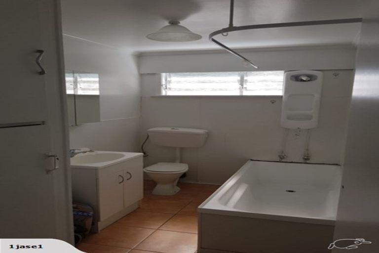 Photo of property in 2/53 Great South Road, Takanini, 2112