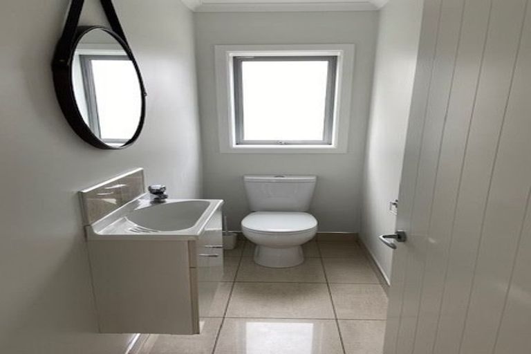 Photo of property in 15a Grove Road, Addington, Christchurch, 8024