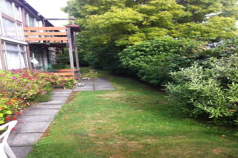 Photo of property in 2/106 Nursery Road, Phillipstown, Christchurch, 8011