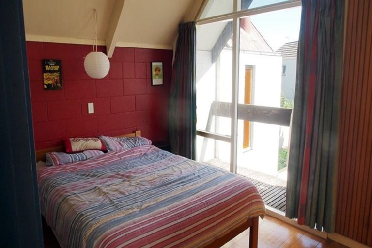 Photo of property in 2/10 Sherborne Street, St Albans, Christchurch, 8014