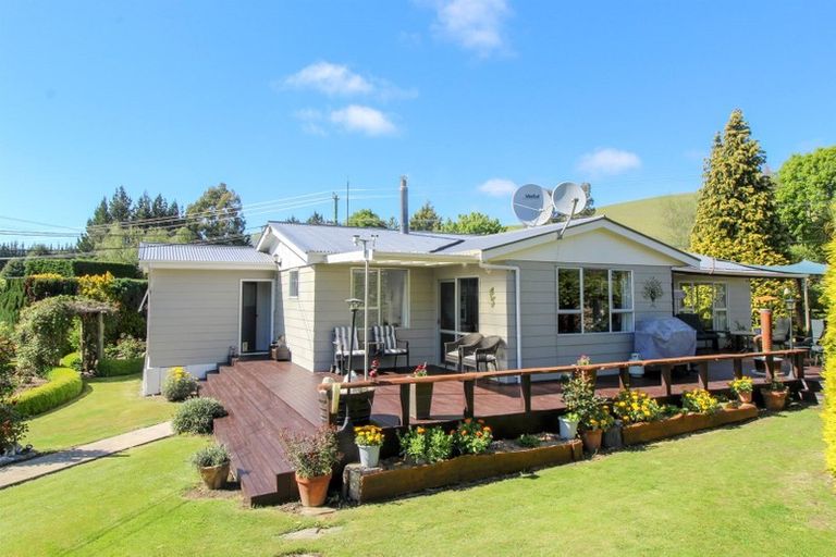 Photo of property in 32 Tokarahi-ngapara Road, Ngapara, Oamaru, 9494