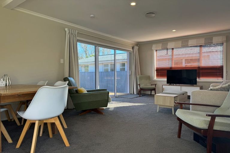 Photo of property in 21 Landsdowne Terrace, Cashmere, Christchurch, 8022