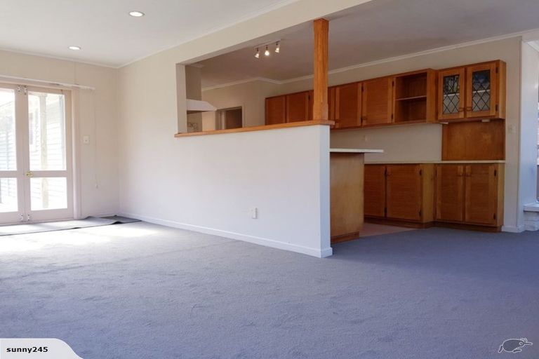 Photo of property in 21 Richards Avenue, Forrest Hill, Auckland, 0620