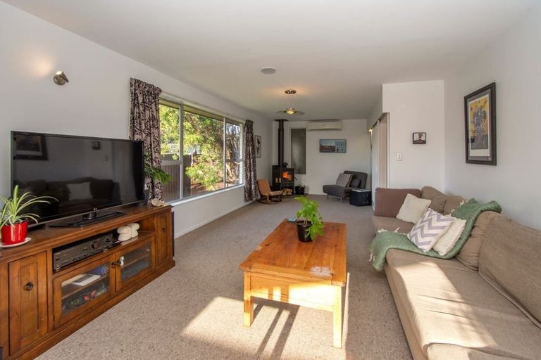 Photo of property in 56 Effingham Street, North New Brighton, Christchurch, 8083