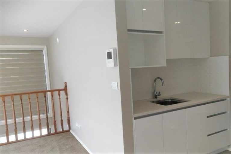 Photo of property in 18 Ramillies Place, Glenfield, Auckland, 0629