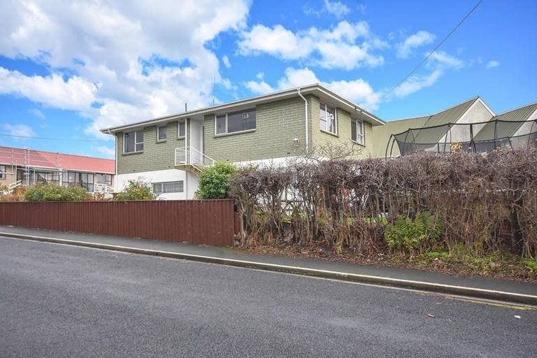 Photo of property in 18 Edwin Street, Caversham, Dunedin, 9012