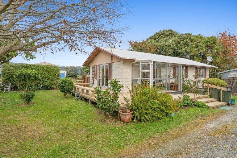 Photo of property in 27a Iti Street, Otaki, 5512