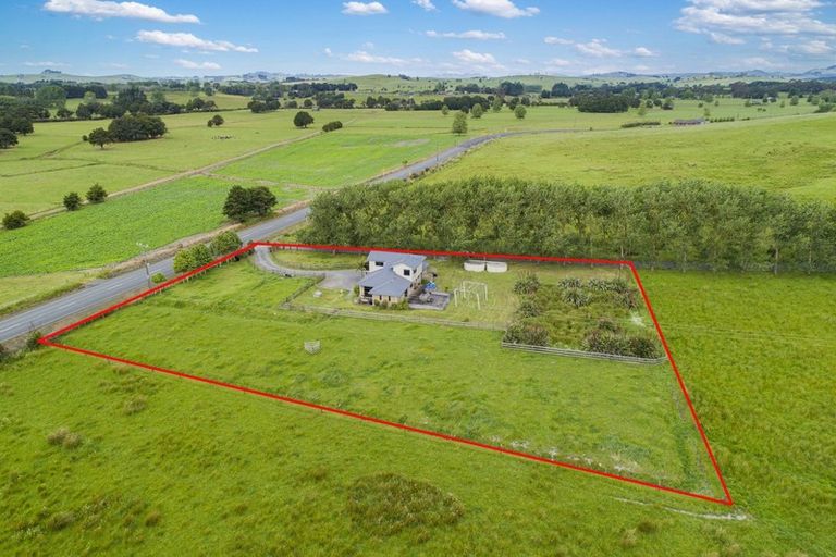 Photo of property in 993 Mangakahia Road, Poroti, Whangarei, 0179