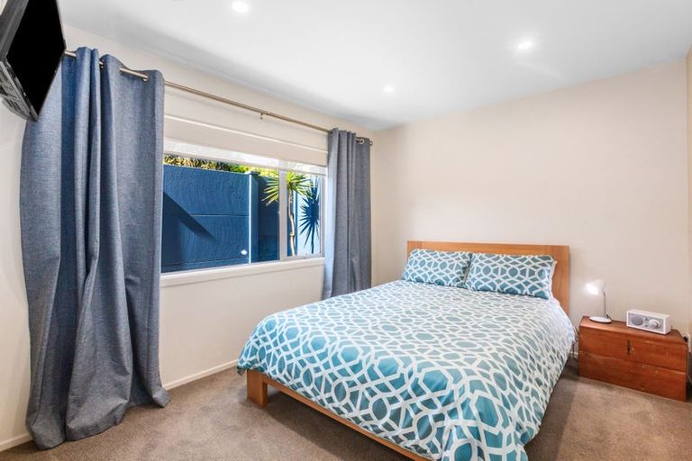 Photo of property in 5 Beach Road, Plimmerton, Porirua, 5026